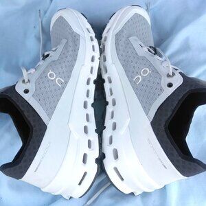 *NEW On-Running Cloudultra 44.99042 Glacier/Frost Women's Running Shoes Size 9.5